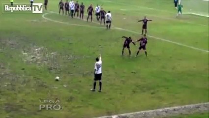 Le plus beau tacle de l'histoire ?