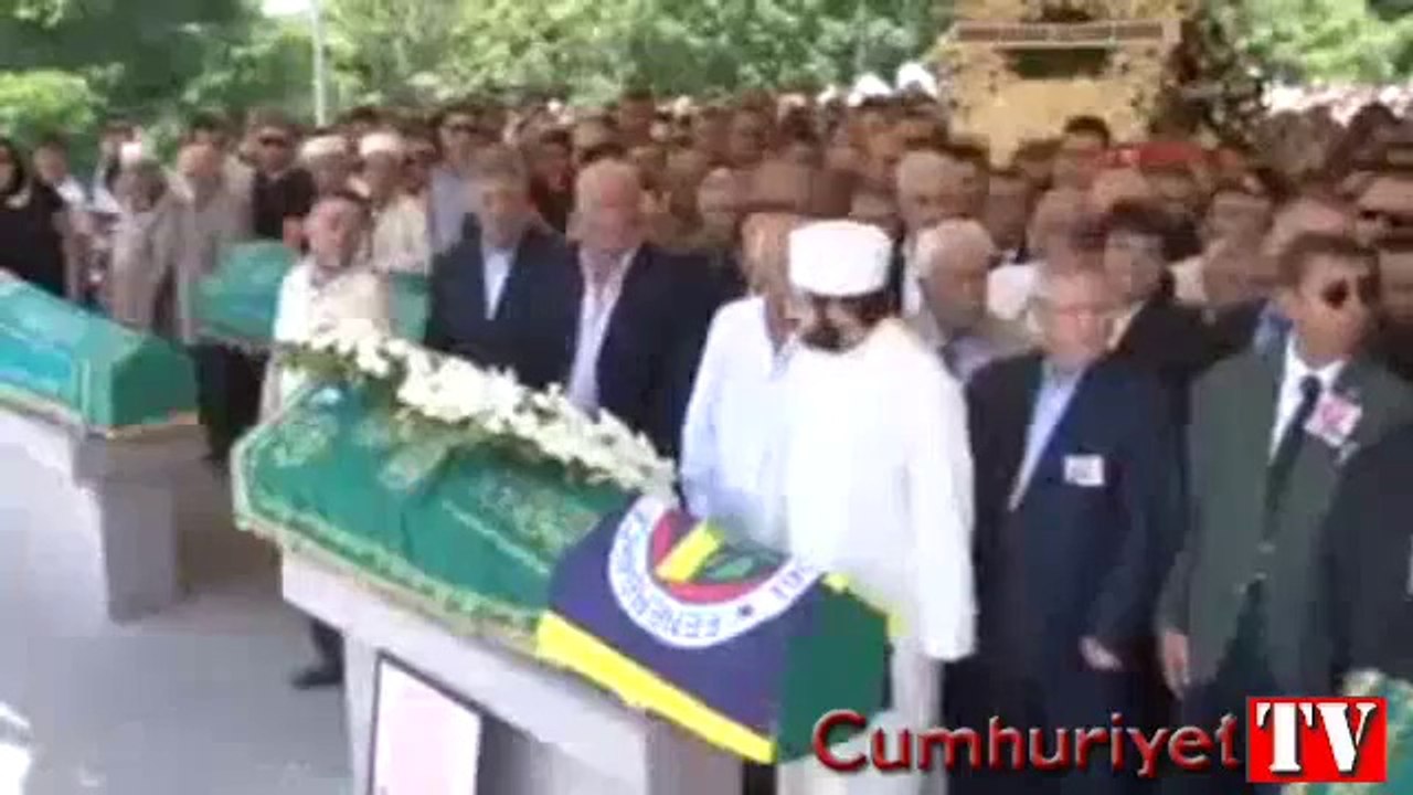 Faruk Ilgaz toprağa verildi.