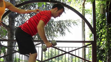 Sırt Kaslarını Çalıştırmak için "One Arm Dumbell Row" - Her Yerde Spor