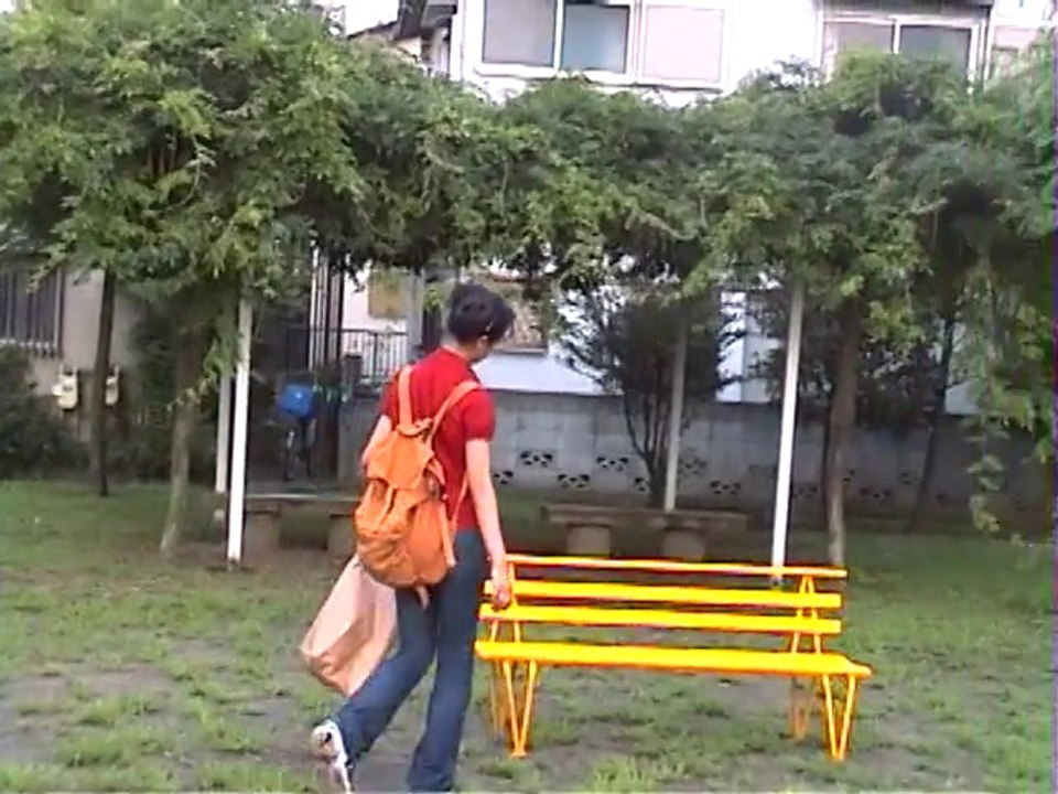 公園でワルツ