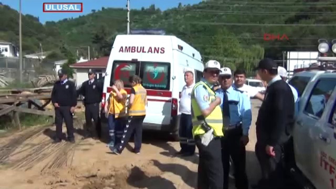 Geceyi çatıda geçirdiler
