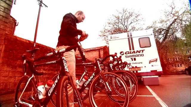 FR - Magazine - Étape 12 (Bourg-en-Bresse > Saint-Étienne)