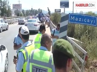 Bodrum'da kamyonet çaya devrildi: 1 yaralı -