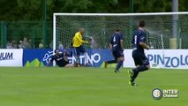 La boulette du gardien de l'Inter Milan !