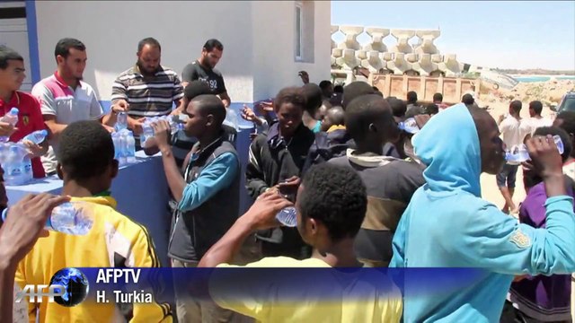 Une centaine de clandestins secourus au large de la Libye