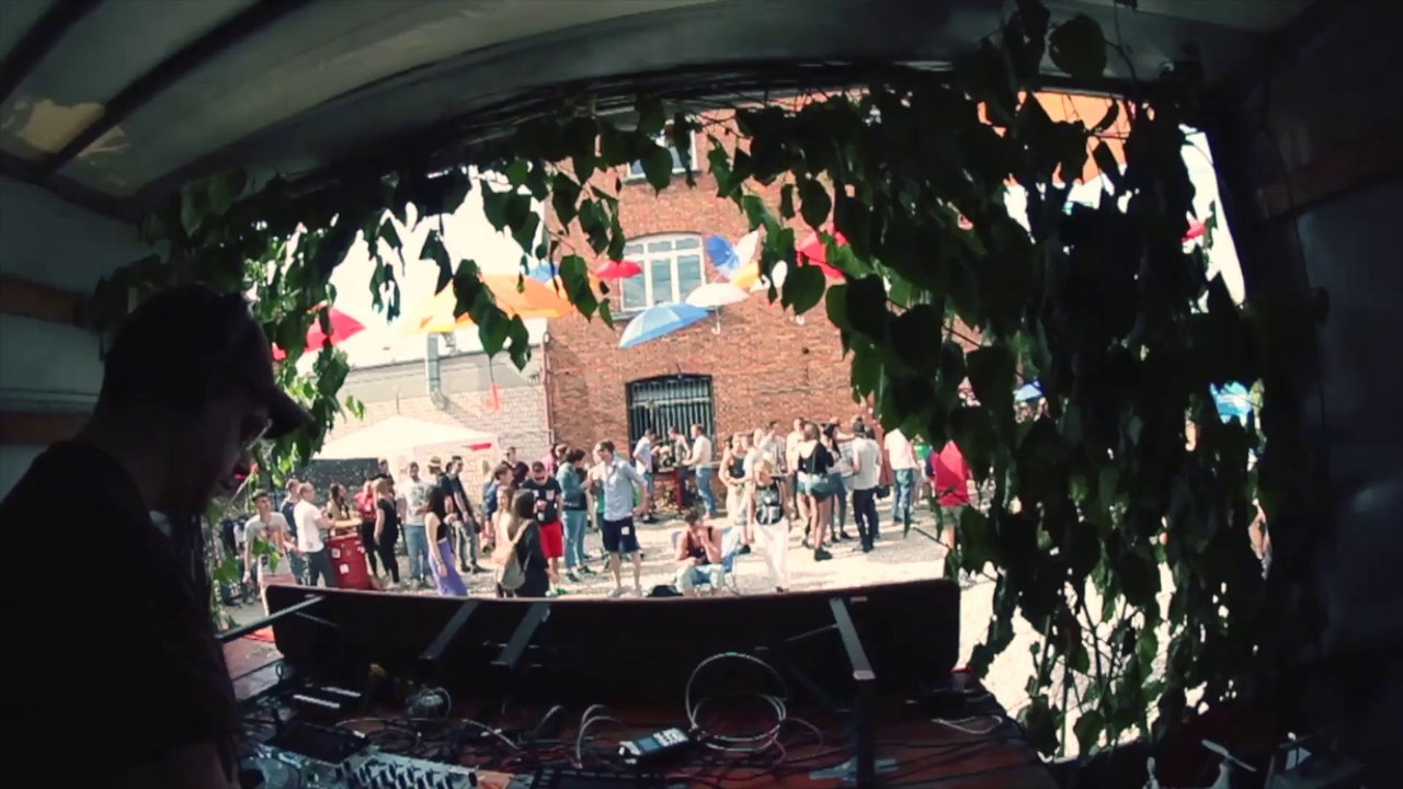 SELECT - Sun & Moon Open Air 2014