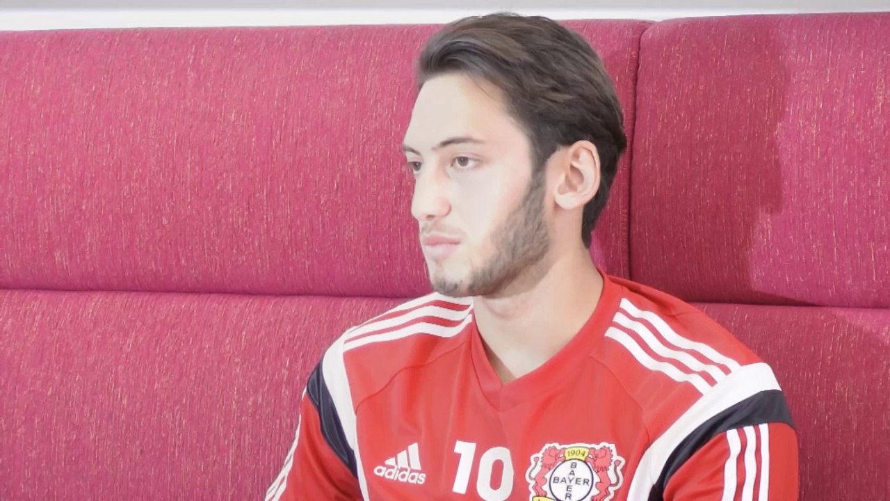 Calhanoglu: 'Über Anfeindungen musste ich lachen'