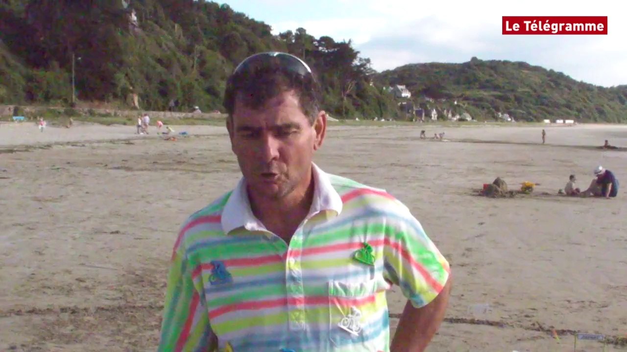 Plougasnou (29). Un concours de billes