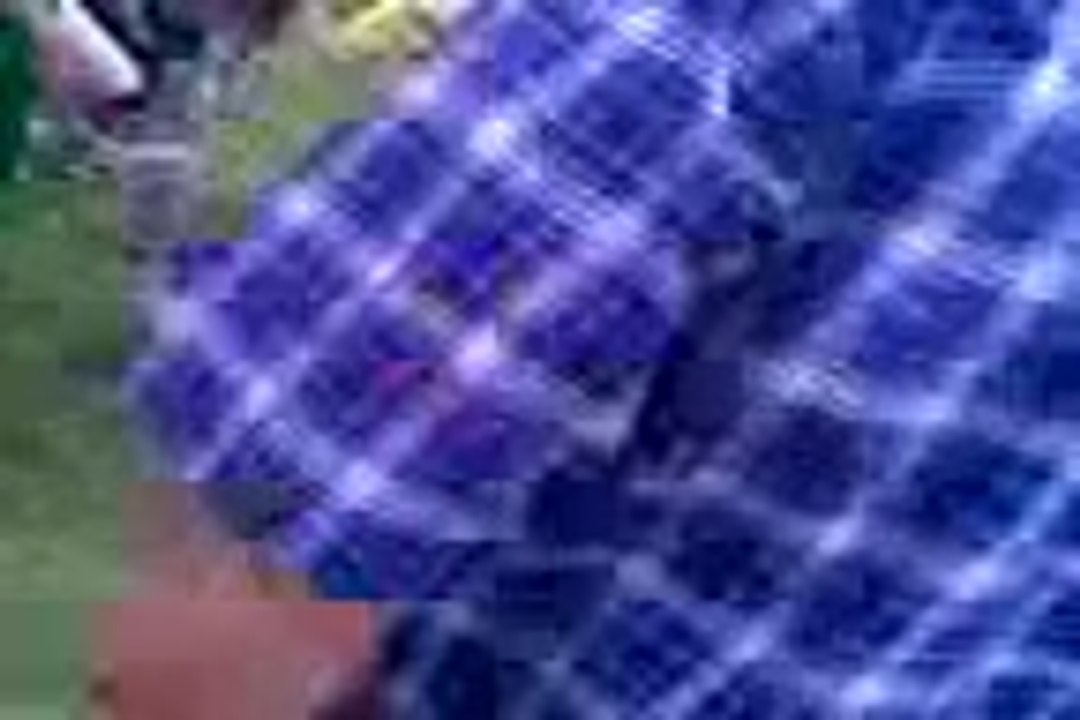 Saksikan Perempuan Gaduh Sakan DiKawasan Lapang - YouTube
