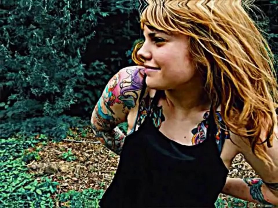 Cœur de Pirate - Les amours dévouées (Lyrics / Paroles)