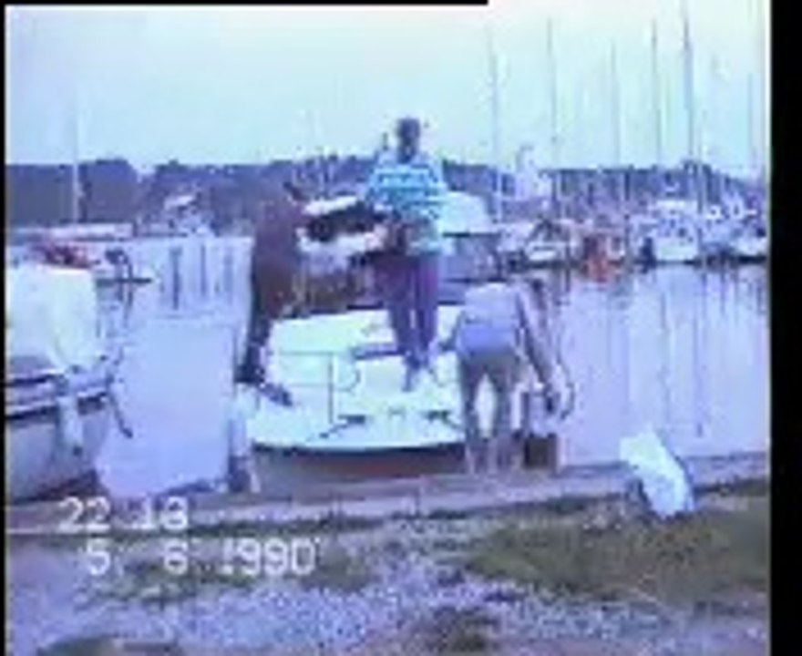 boat drop in water Funny