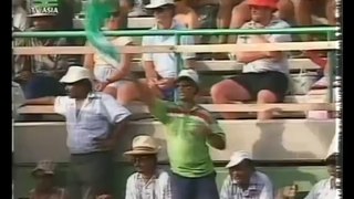 Wasim & Waqar wickets galore