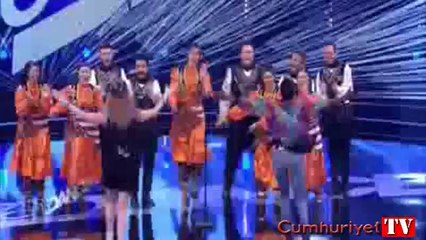 Horon ekibi Alman jürileri de oynattı