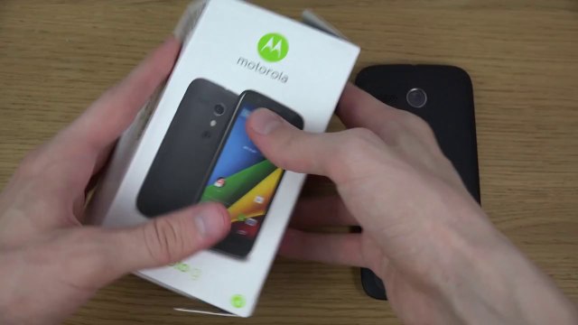Motorola Moto G 4G LTE - Unboxing (4K)