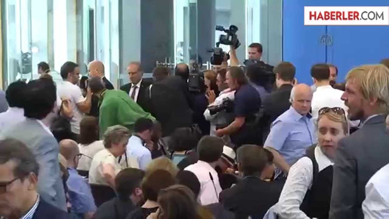 Merkel: İsrail'in Yanındayız