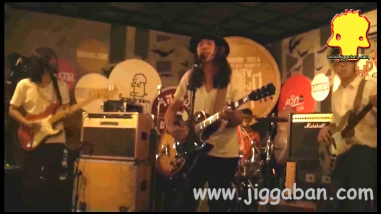 อยากรู้เสมอมา Tattoo Colour Feat. เล็ก Greasy Cafe'