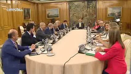 El rey Felipe VI preside por primera vez un Consejo de Ministros