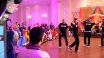 Best Mehndi Dance Tum Hi Ho, Jugni, Badtameez Dil 2014