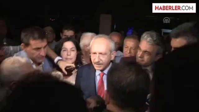 Kılıçdaroğlu, Müslüm Battal'ın evini ziyaret etti -