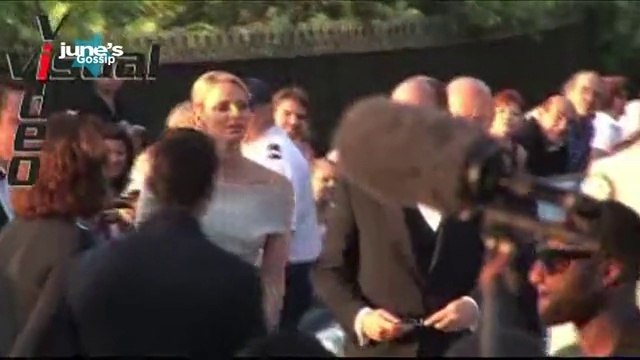 Les futurs mariés : le prince Albert de Monaco et Charlène étaient au gala de l’AmfAR