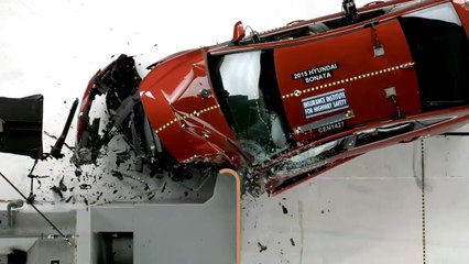2015 Hyundai Sonata Crash Test - Result: Acceptable