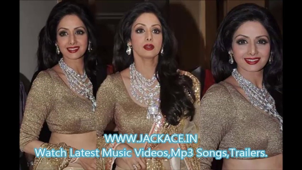 Sridevi Looks Stunning in IIJW 2014