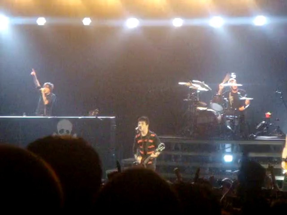 Green Day - Jesus of Suburbia