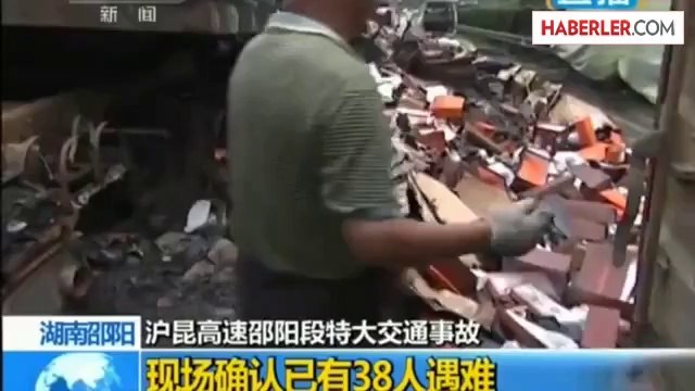Çin'de Katliam Gibi Trafik Kazası Ölü Sayısı 50'yi Aşabilir