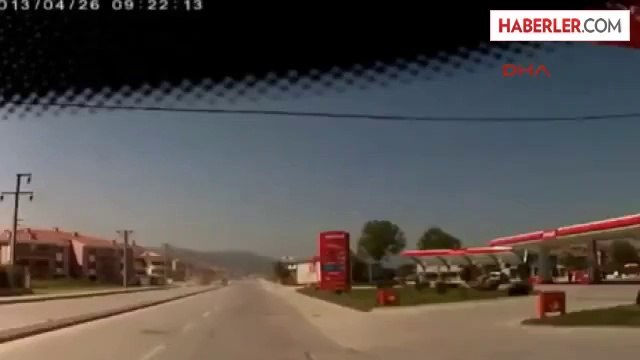 Sakarya'da Araç Kameraları Bu Kazaları Kaydetti