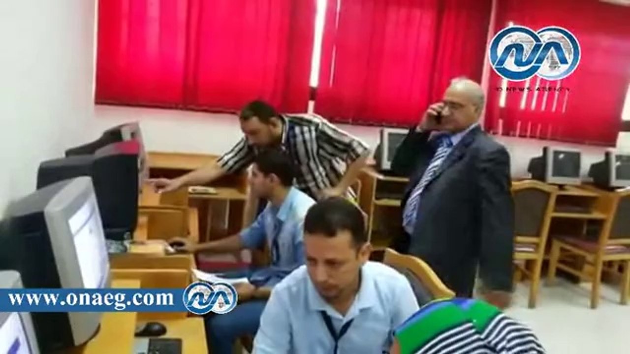 شاهد || الهدوء يسود مكتب تنسيق القبول بجامعة ال...