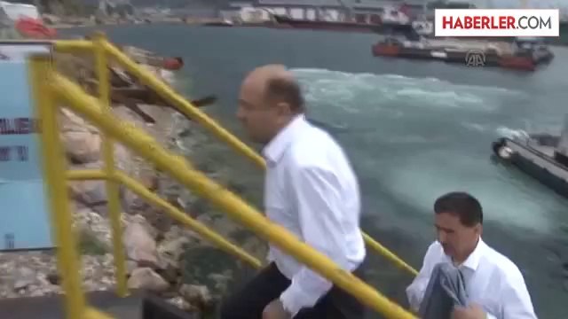 İzmit Körfez Geçiş Köprüsü, hızla yükseliyor -