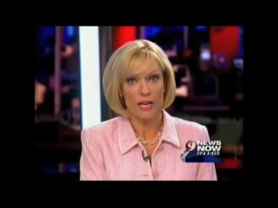 Facebook Safety Tips : Don't Post Your Weekend Plans by 9News Now !!!