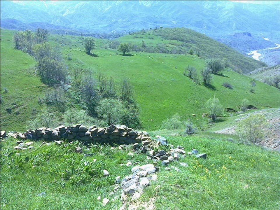 ŞEROYE BIRO MUŞ YAMAÇ KÖYÜ KERRAN KARAHAMZ
