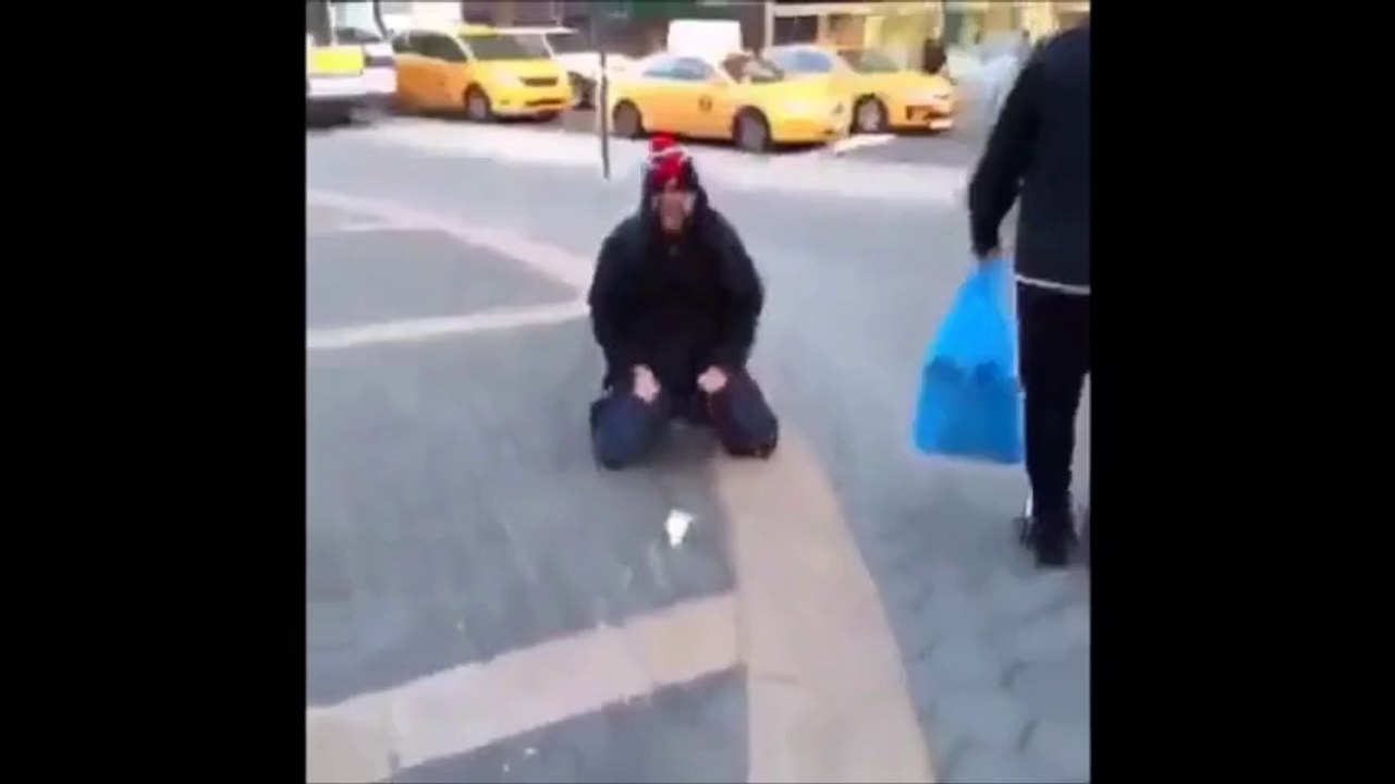 jab ap ki pasandida cheez ap k hath sy nikal jae to phr dekhain kia hota hai.