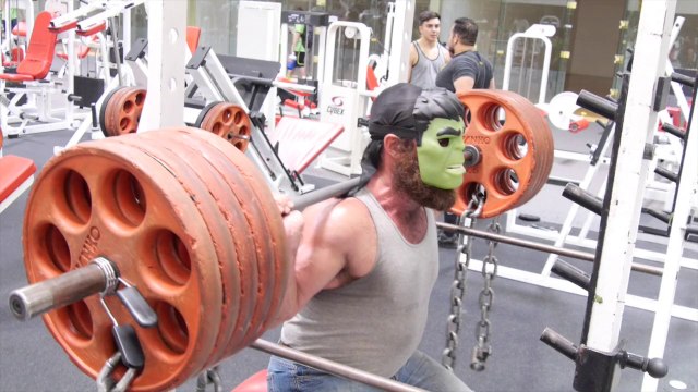 Csweat Training Tips - Heavy Weighted Squats