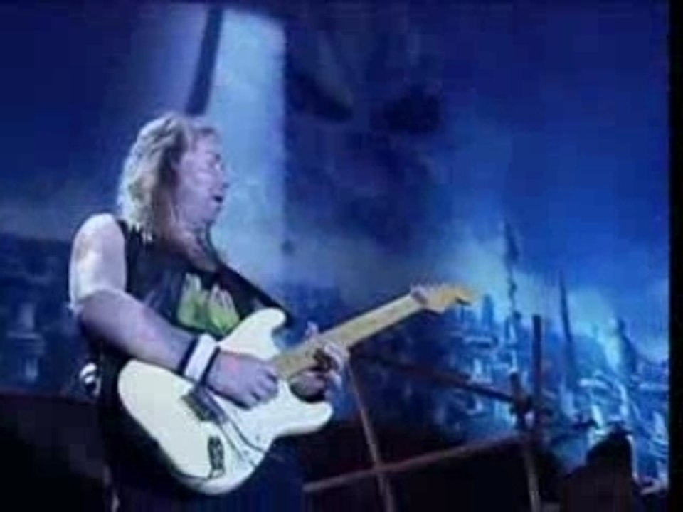 Iron Maiden - Run To The Hills