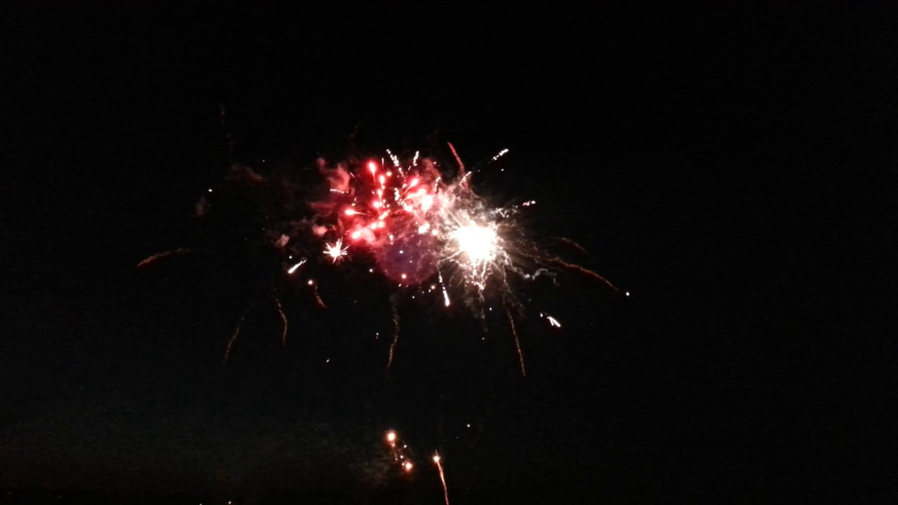 Feuerwerk Sassendorf - Hohnstorf 2014 07 19_225611