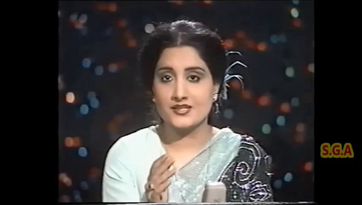 HAPPINESS FOR NAHEED ~ Jug Jug Jeeya mera pyara watan, lab pay dua hai dil mei lagan. Naheed Akhter~ Pakistani Urdu Hindi Songs