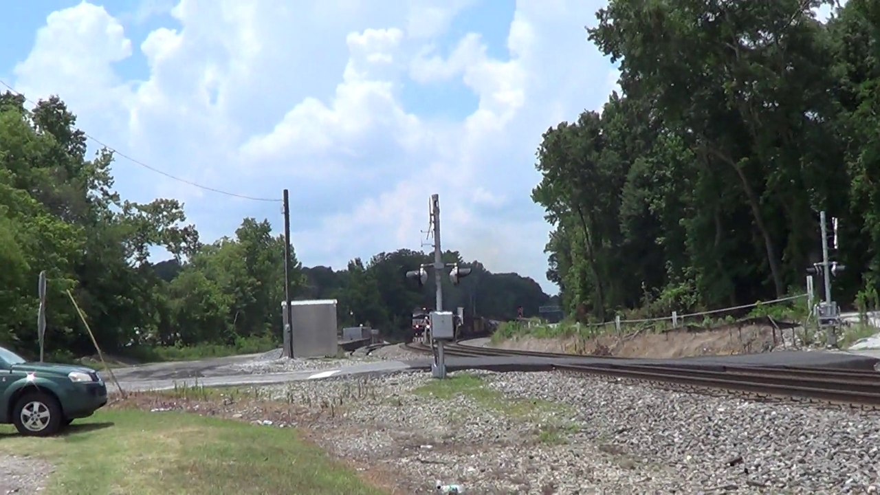 NS 175 mixed Freight SB through Mableton Ga.