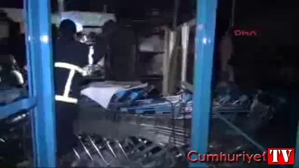 Molotof atıp yağmaladılar