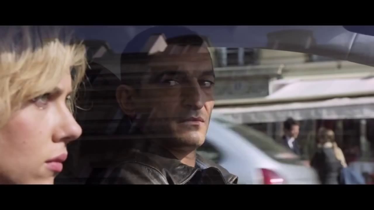 Lucy - Car Chase