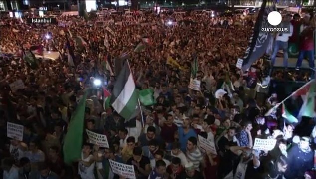 Manifestaciones a favor y en contra de la intervención israelí en Gaza
