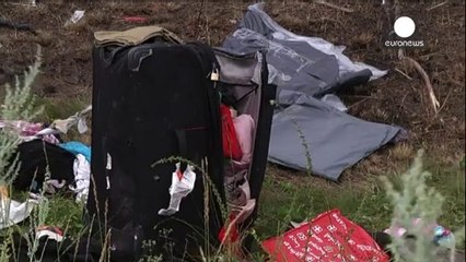 Enkazda ceset arama çalışmaları sürüyor