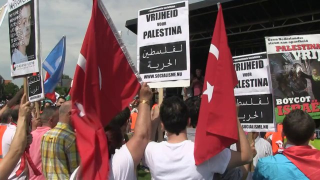 Amsterdam: manifestation de soutien aux Palestiniens de Gaza