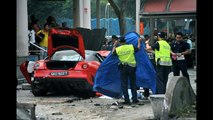 Ferrari 599 GTO Crashed into Taxi in Singapore