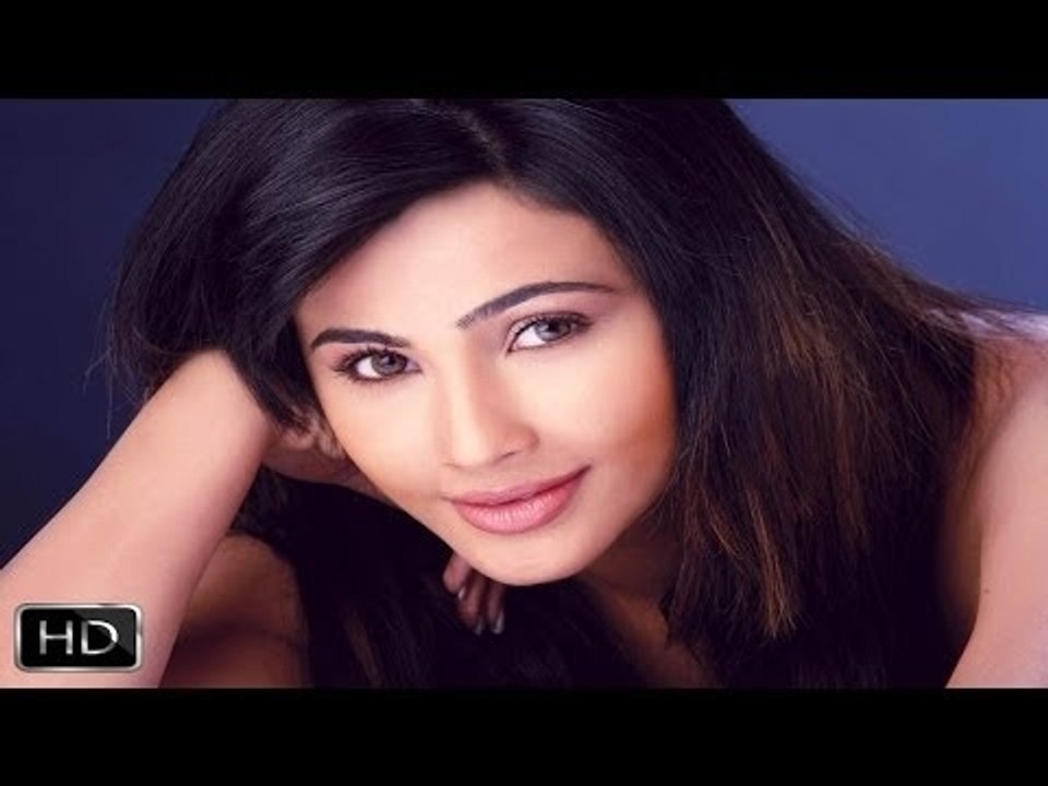 Daisy Shah Exclusive Interview On Jai Ho Part 2
