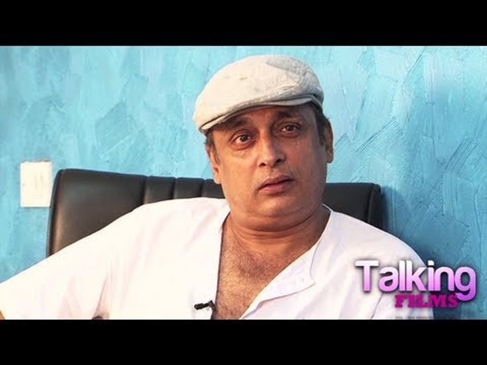 Na Ranbir Ko Hasee Aa Rahi Thi, Na Mujhe Hasee Aa Rahi Thi - Piyush Mishra