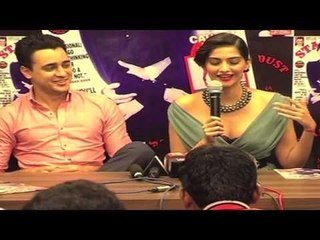 YOUR OPINION - Will 'Chennai Express' Break the 202-Crore Record Of '3 Idiots'