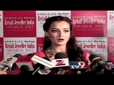 Neha Dhupia - Dia Mirza At Retail Jeweller India Awards 2012
