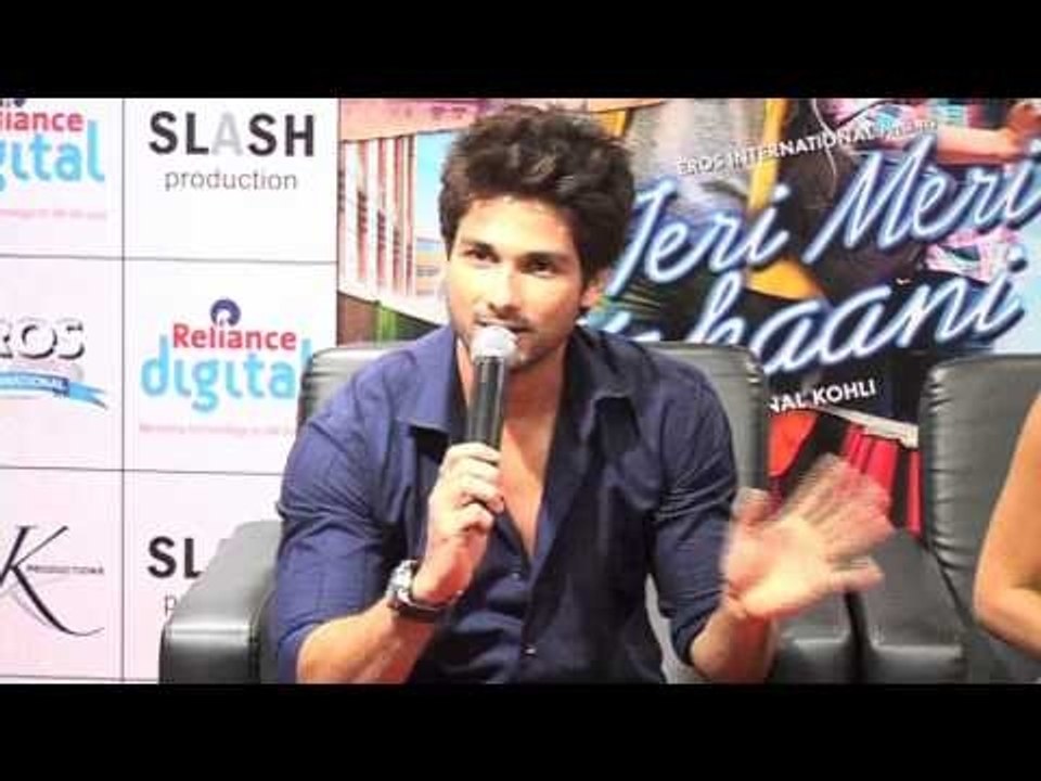 Shahid Kapoor - Priyanka Chopra Promote Teri Meri Kahaani At Reliance Digital